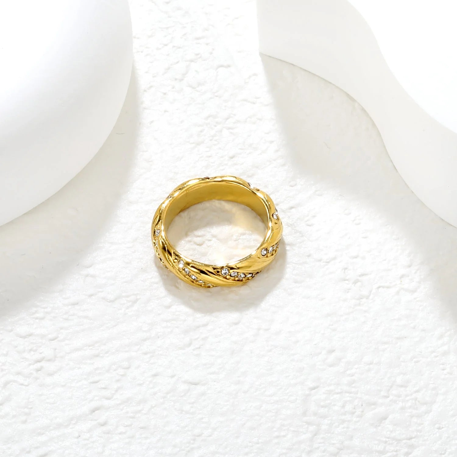 Amara Ring