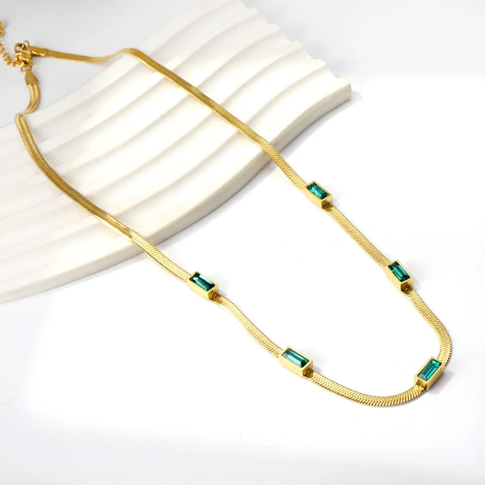 Amara Pendant