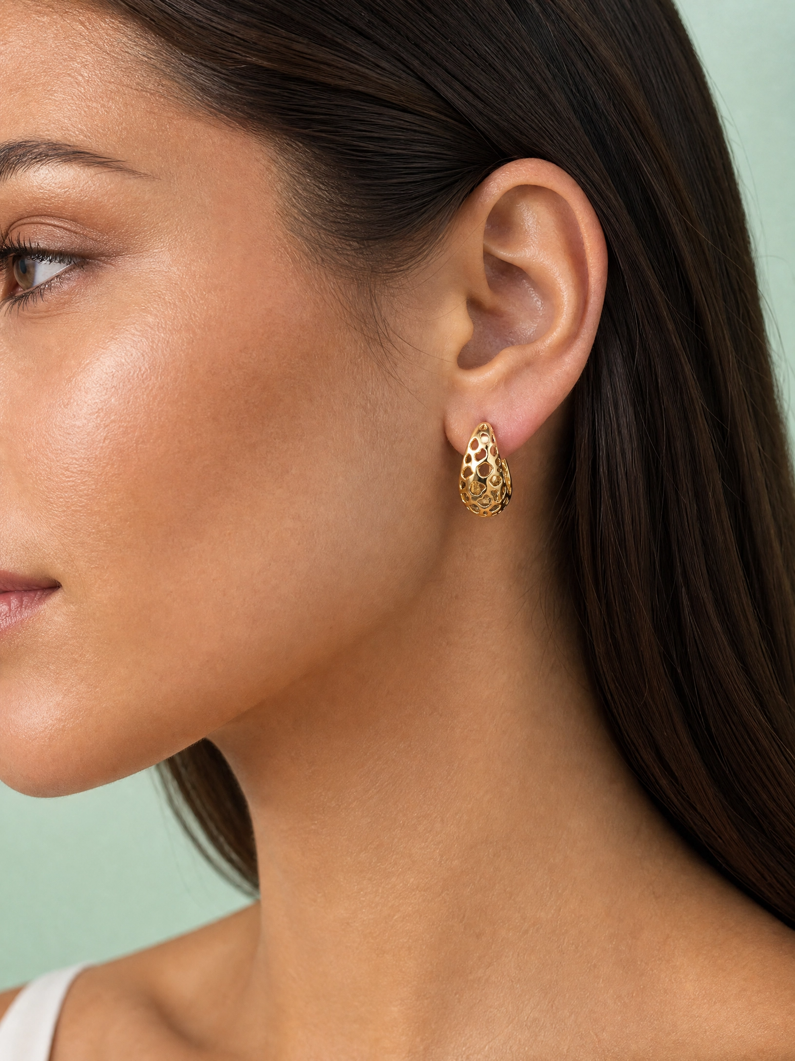 Teardrop Cutout Earrings