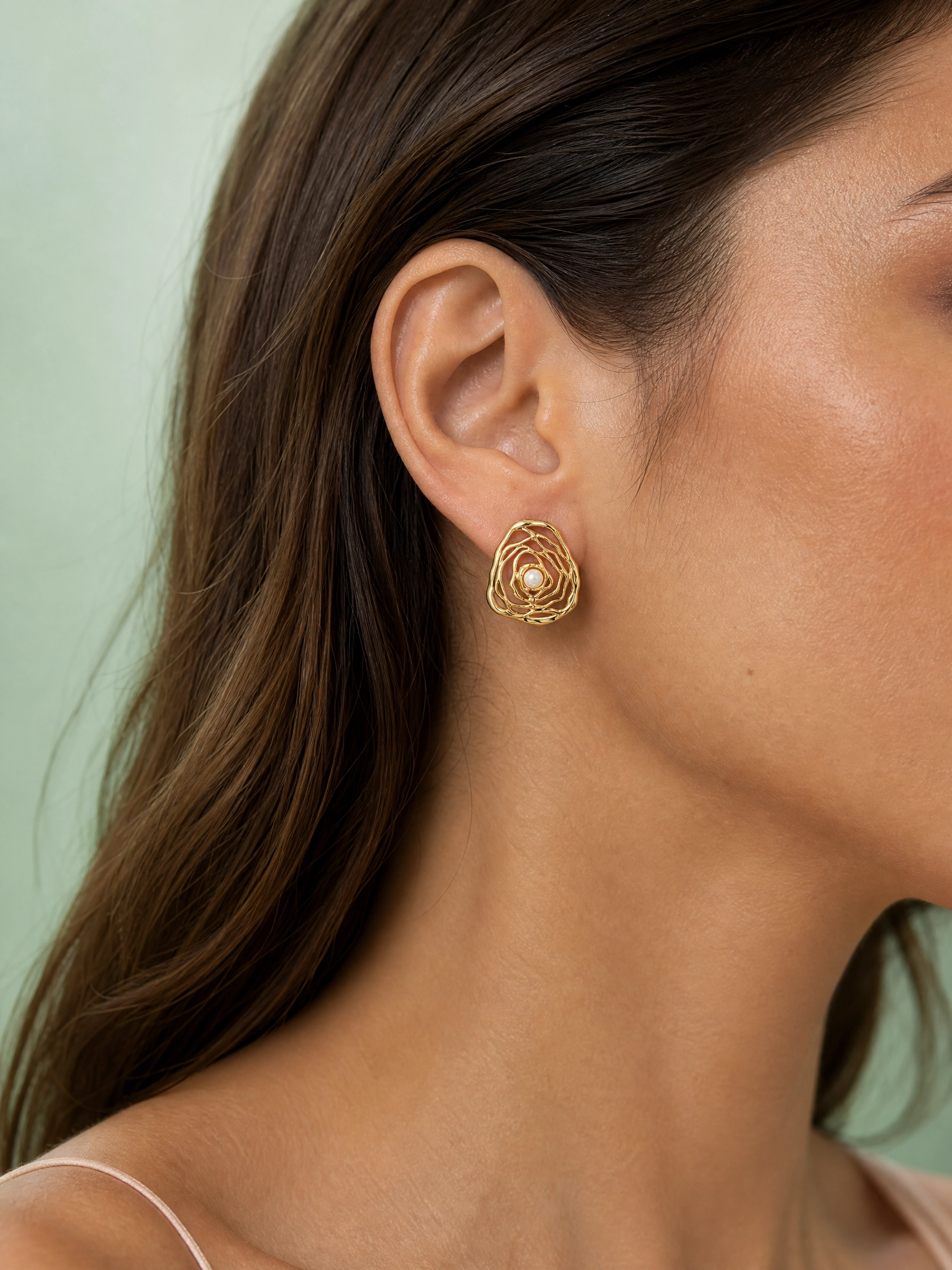 Openwork Essence Earrings