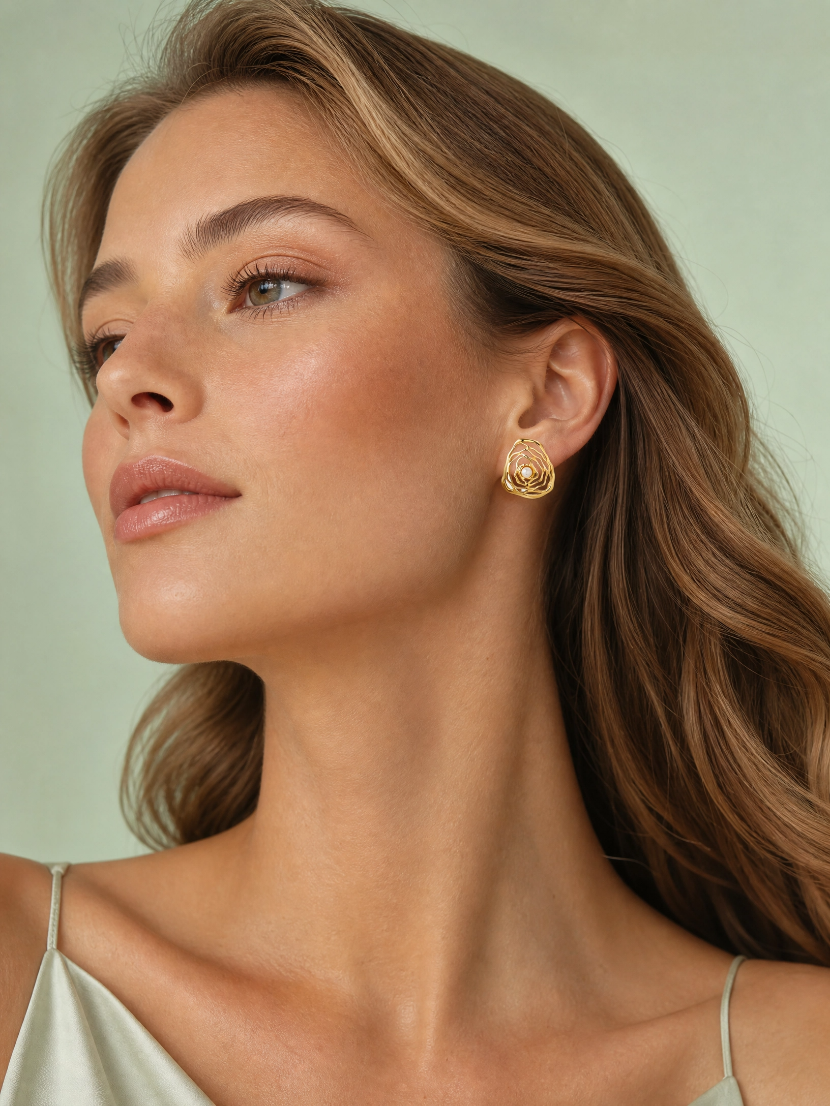 Openwork Essence Earrings